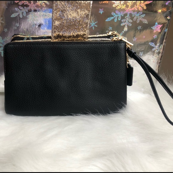 Coach NWT Large Black Leather Wristlet - Picture 4 of 6